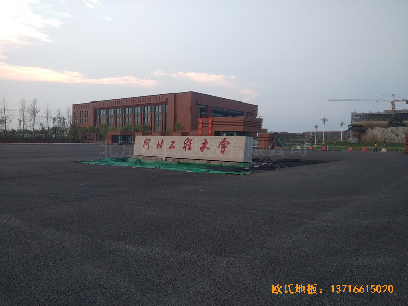 �ӱ����̴�W(xu��)��У�^(q��)�@���^�w��ľ�ذ���b����0